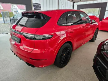 PORSCHE Cayenne GTS InnoD 4AC Matrix 360  Pano eAHK 18We