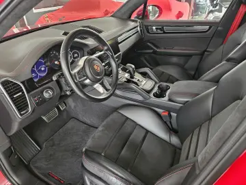 PORSCHE Cayenne GTS InnoD 4AC Matrix 360  Pano eAHK 18We