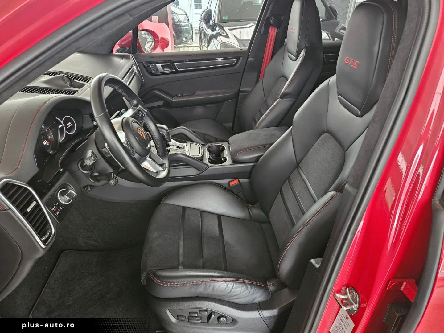 PORSCHE Cayenne GTS InnoD 4AC Matrix 360  Pano eAHK 18We