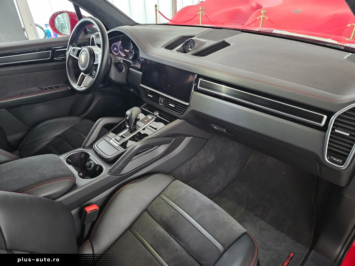 PORSCHE Cayenne GTS InnoD 4AC Matrix 360  Pano eAHK 18We