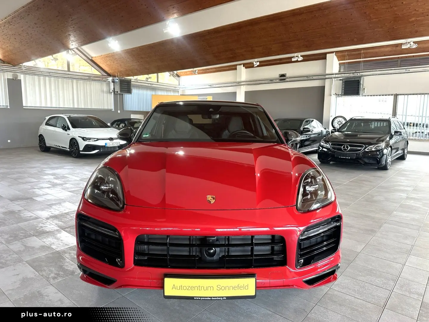 PORSCHE Cayenne Coupe GTS Chrono Pano Carbon HUD 22