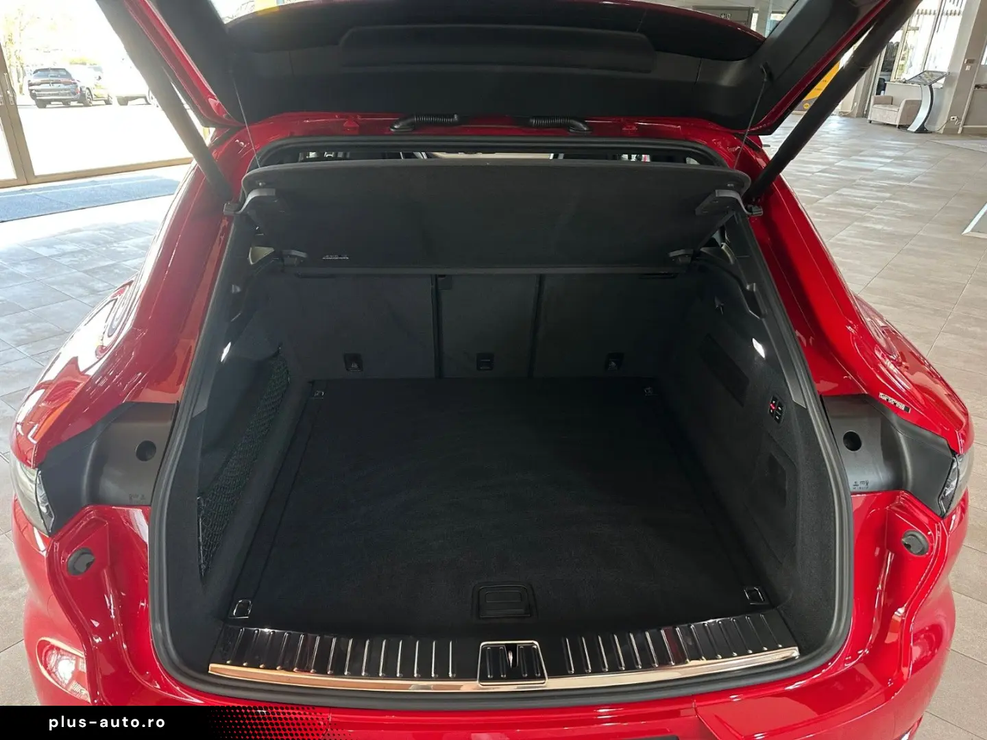 PORSCHE Cayenne Coupe GTS Chrono Pano Carbon HUD 22