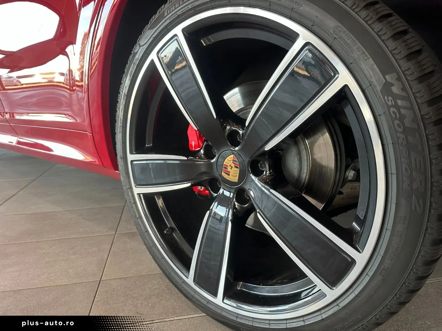 PORSCHE Cayenne Coupe GTS Chrono Pano Carbon HUD 22