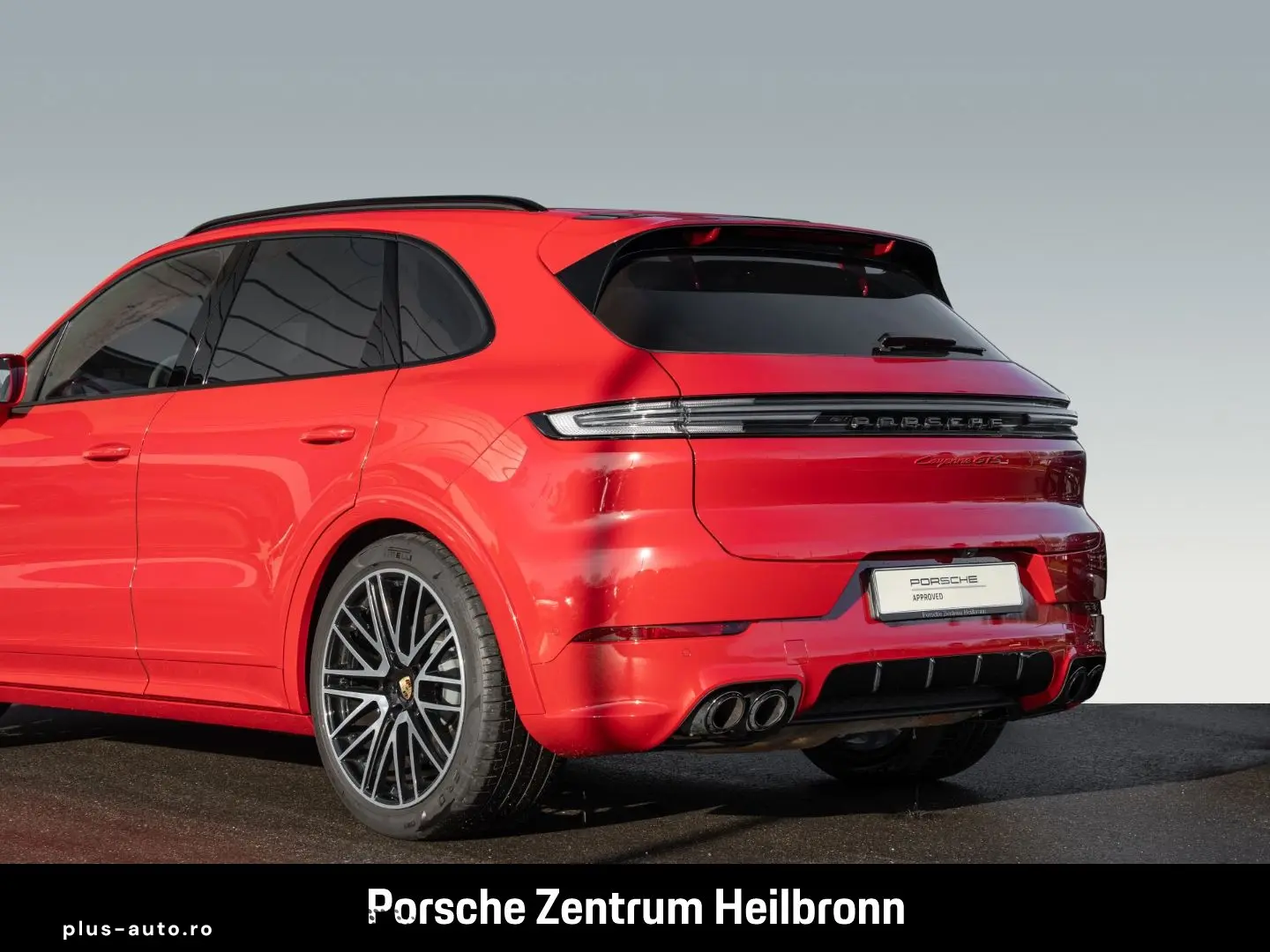PORSCHE Cayenne GTS HA-Lenkung InnoDrive Head-Up BOSE