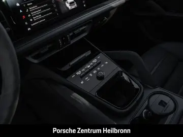 PORSCHE Cayenne GTS HA-Lenkung InnoDrive Head-Up BOSE