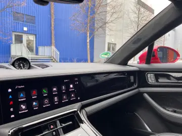 PORSCHE Panamera GTS · Burmester · Panorama · Hinterachs