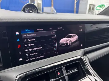 PORSCHE Panamera GTS · Burmester · Panorama · Hinterachs