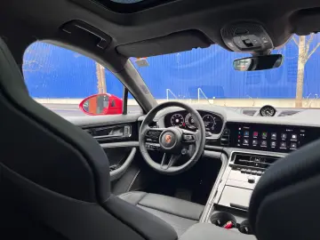 PORSCHE Panamera GTS · Burmester · Panorama · Hinterachs