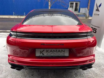 PORSCHE Panamera GTS · Burmester · Panorama · Hinterachs