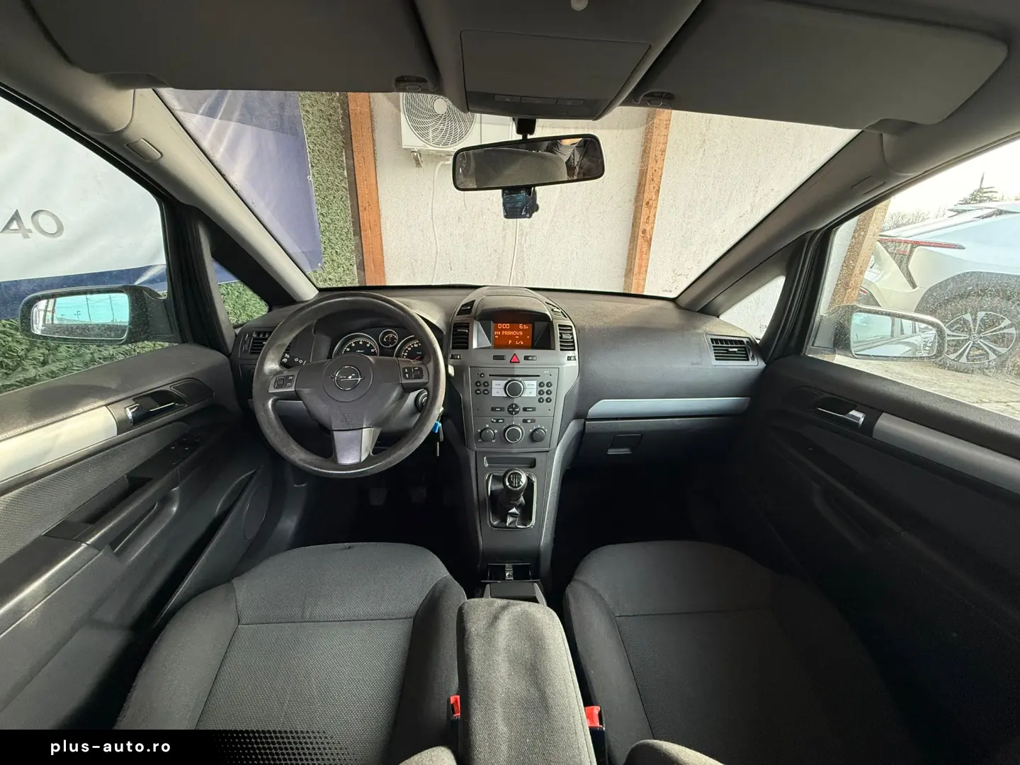 Opel Zafira 1.8 140 CP Euro 4   7 Locuri