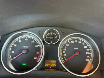 Opel Zafira 1.8 140 CP Euro 4   7 Locuri