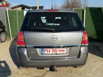 Opel Zafira 1.8 140 CP Euro 4   7 Locuri