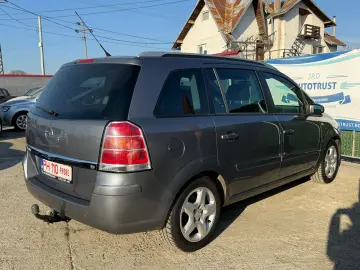 Opel Zafira 1.8 140 CP Euro 4   7 Locuri