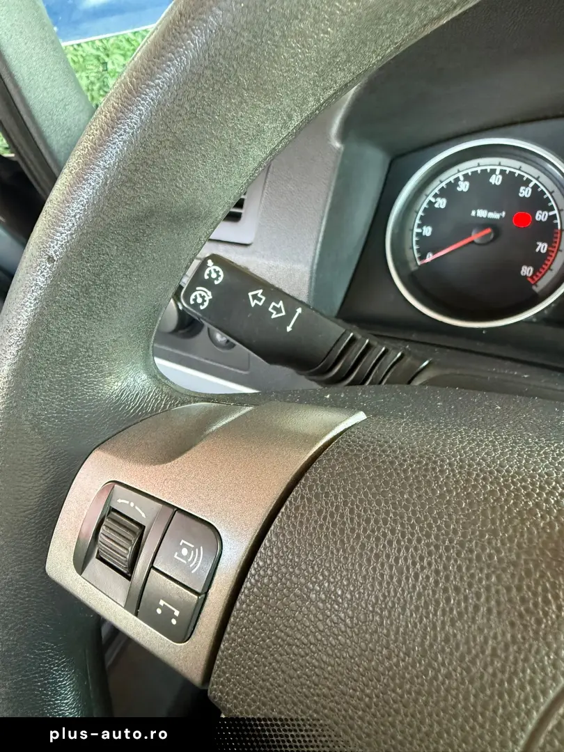 Opel Zafira 1.8 140 CP Euro 4   7 Locuri