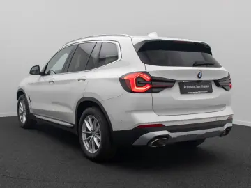 BMW X3 xD20i Kamera DAB Laser HiFi Komfort Sport 18