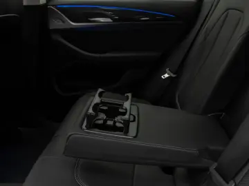 BMW X3 xD20i Kamera DAB Laser HiFi Komfort Sport 18