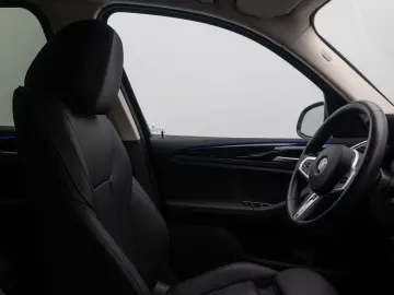 BMW X3 xD20i Kamera DAB Laser HiFi Komfort Sport 18