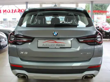 BMW X3 xDrive 20i Automatik Leder Kamera 1.Hand LED