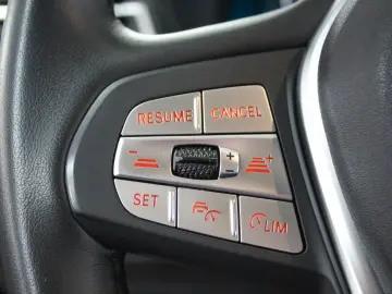 BMW X3 xDrive 20i Automatik Leder Kamera 1.Hand LED