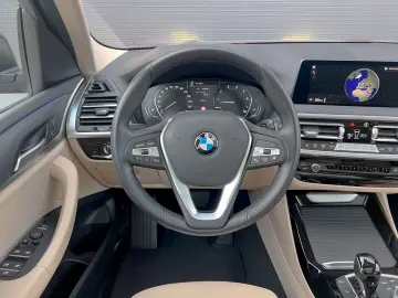 BMW X3 xDrive 20i Panor Leder DrivAss LED Parkassist