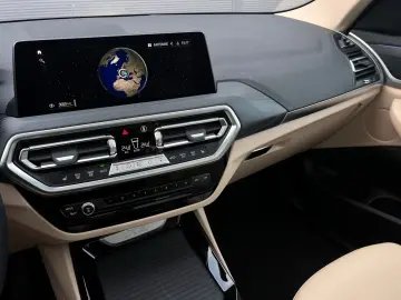 BMW X3 xDrive 20i Panor Leder DrivAss LED Parkassist