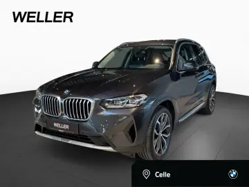 BMW X3 xDrive20i RFK PDC LCP DAB StdHzg Pano Tempom.