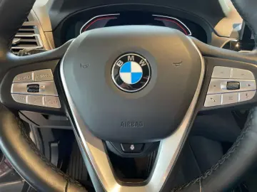 BMW X3 xDrive20i RFK PDC LCP DAB StdHzg Pano Tempom.