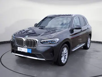 BMW X3 xDrive20i Navi Bluetooth PDC Kurvenlicht