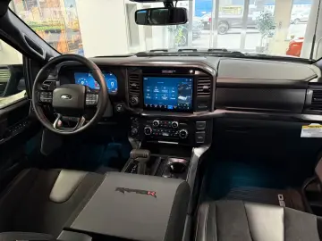 Ford Raptor FORD RAPTOR -R-V8 A SUPRA