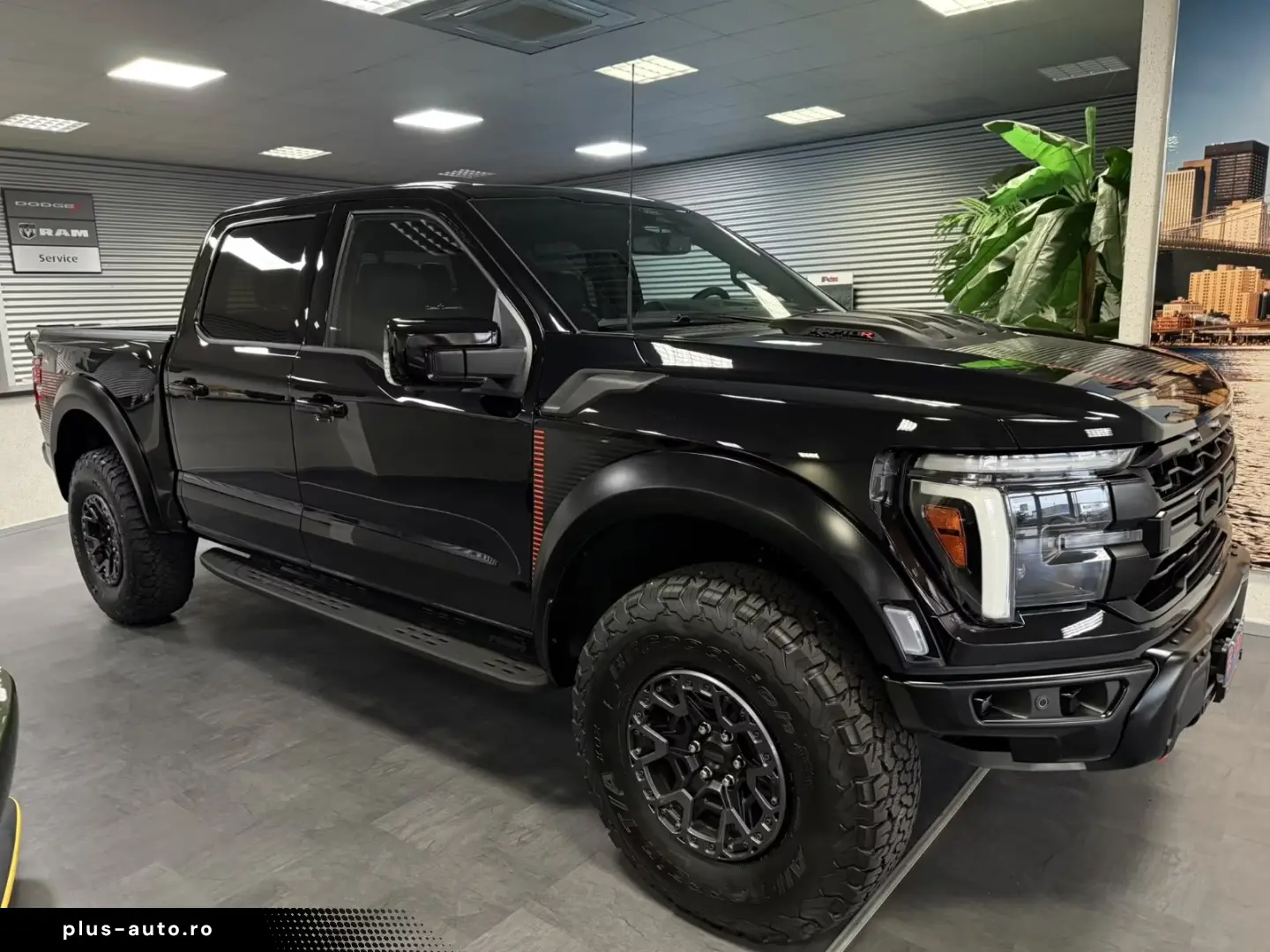 Ford Raptor FORD RAPTOR -R-V8 A SUPRA