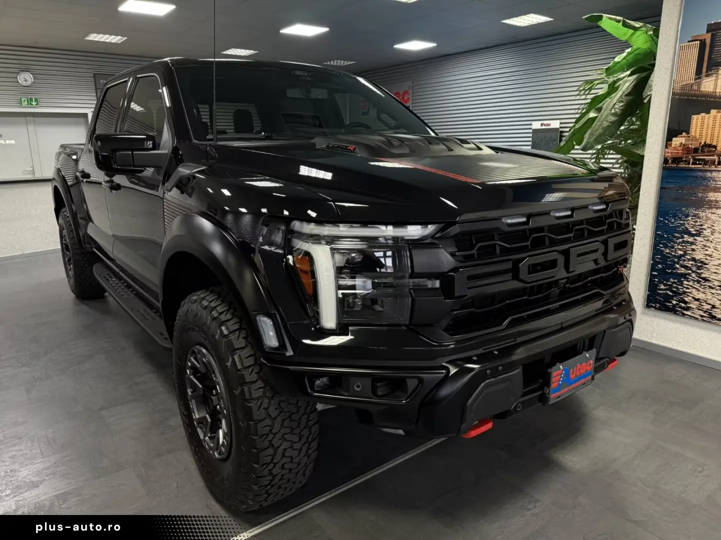 Ford Raptor FORD RAPTOR -R-V8 A SUPRA