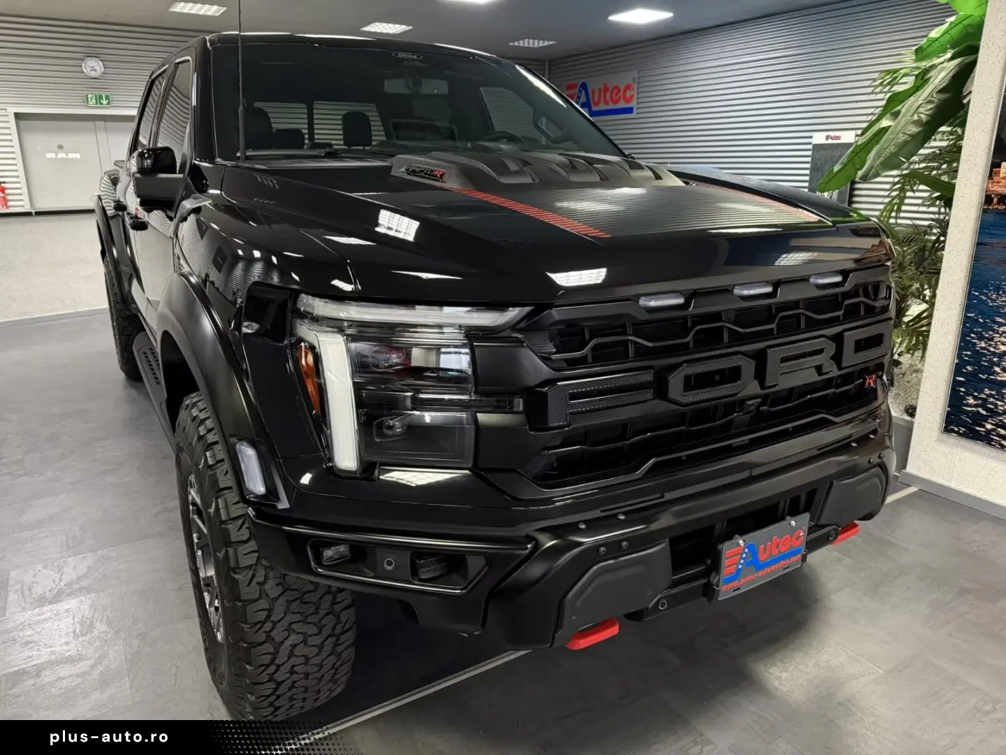 Ford Raptor FORD RAPTOR -R-V8 A SUPRA