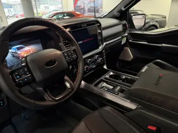 Ford Raptor FORD RAPTOR -R-V8 A SUPRA