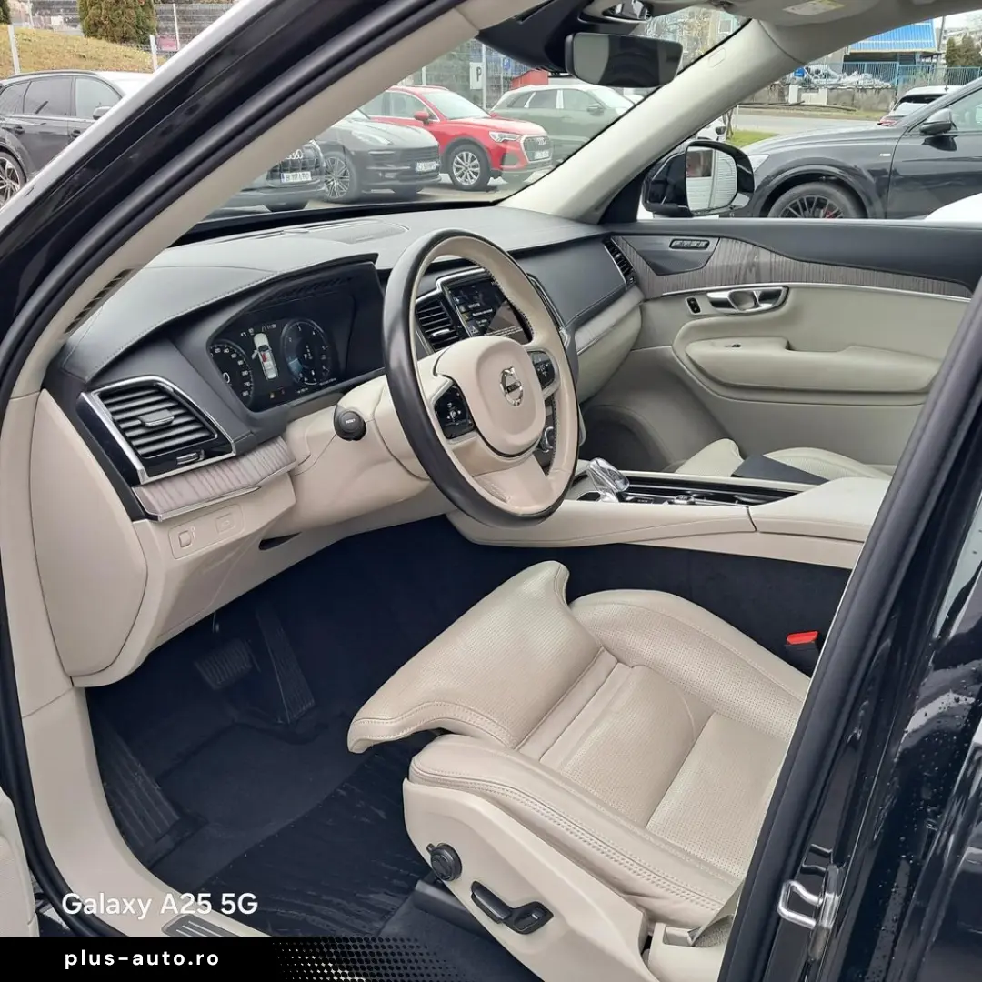 Volvo XC 90 B5 MHEV AWD 5 locuri Momentum