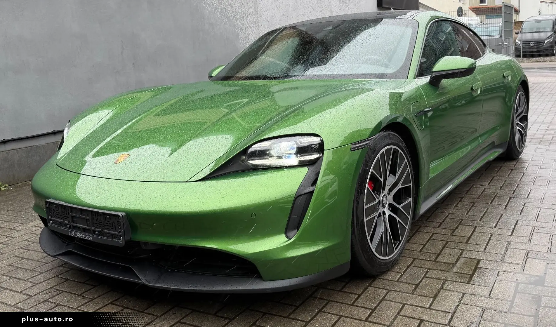 PORSCHE Taycan 4 S Performance Plus Battery UVP 145.000€