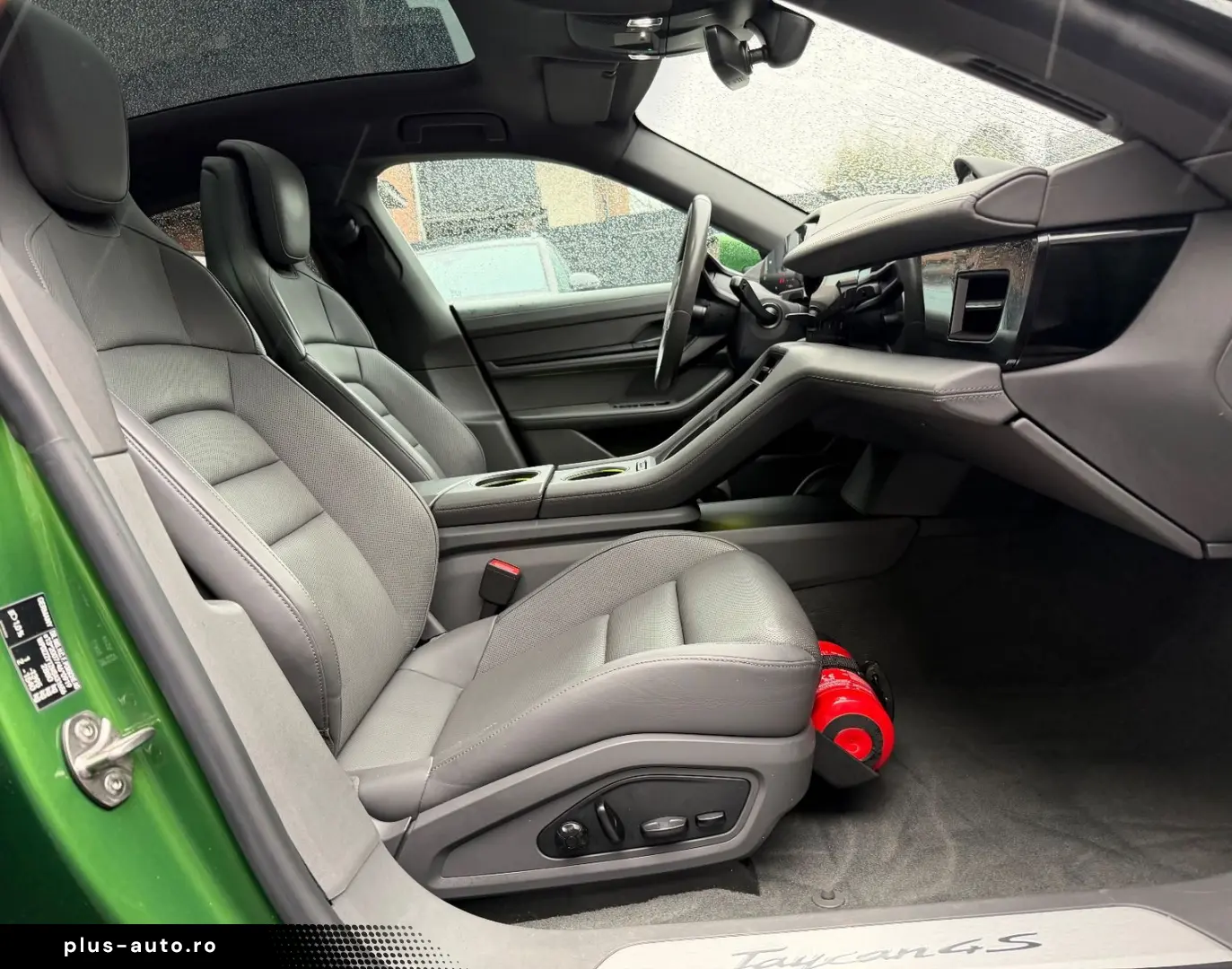 PORSCHE Taycan 4 S Performance Plus Battery UVP 145.000€