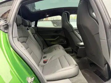 PORSCHE Taycan 4 S Performance Plus Battery UVP 145.000€