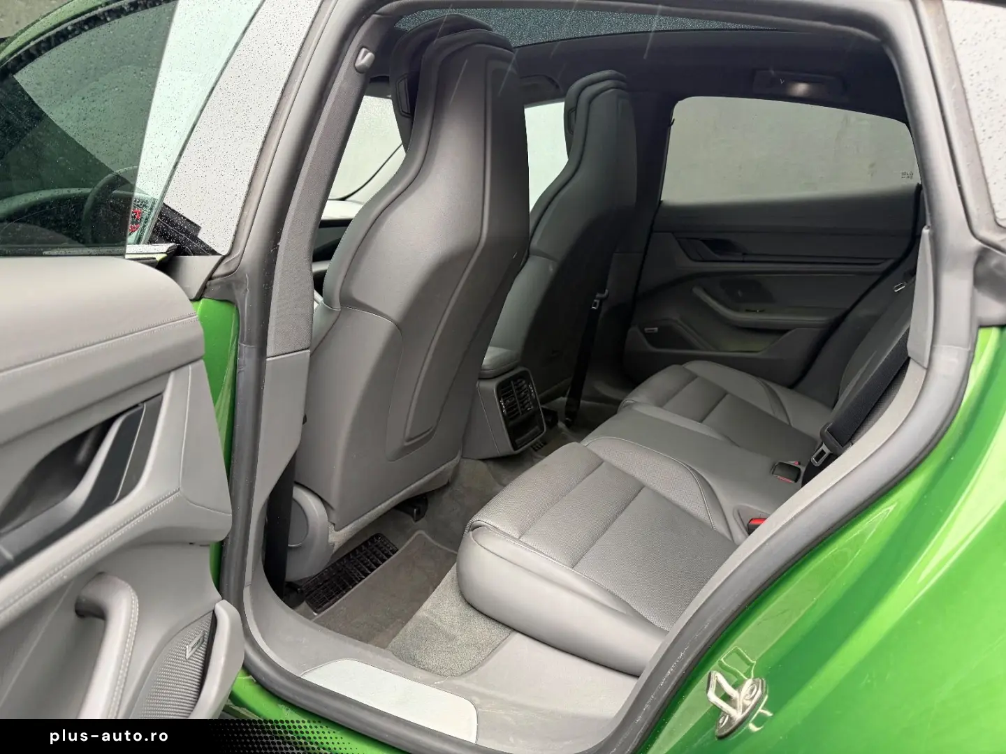 PORSCHE Taycan 4 S Performance Plus Battery UVP 145.000€