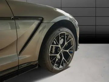 ASTON MARTIN DBX 707 MY 2025