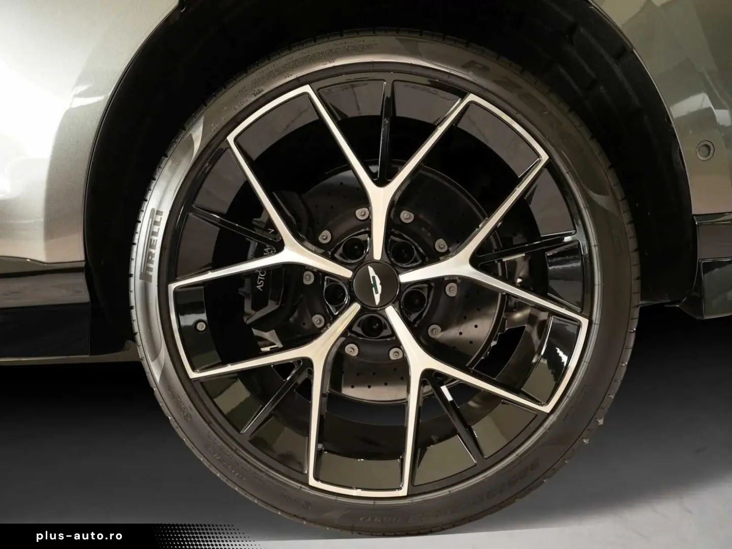 ASTON MARTIN DBX 707 MY 2025