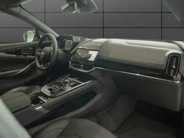 ASTON MARTIN DBX 707 MY 2025