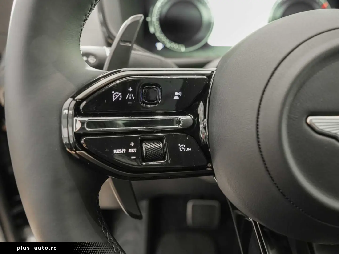 ASTON MARTIN DBX 707 MY 2025