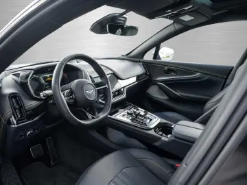 ASTON MARTIN DBX 707 V8 4x4 MY25 Vorführwagen
