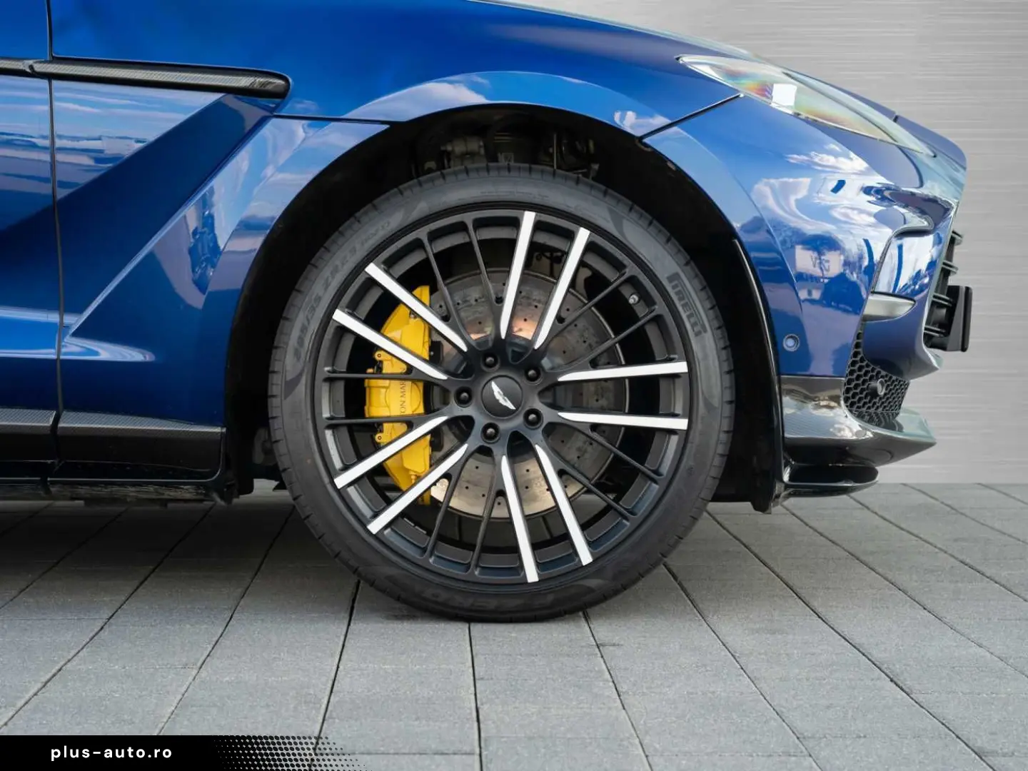 ASTON MARTIN DBX 707 V8 4x4 MY25 Vorführwagen