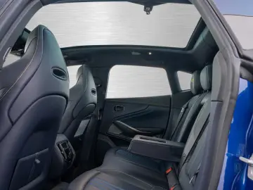 ASTON MARTIN DBX 707 V8 4x4 MY25 Vorführwagen