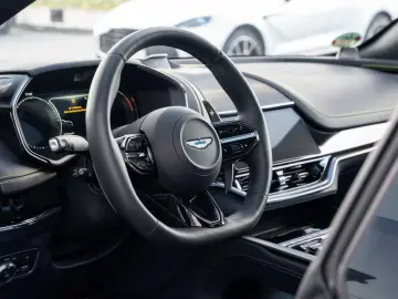 ASTON MARTIN DBX 707 V8 4x4 MY25 Vorführwagen