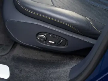 ASTON MARTIN DBX 707 V8 4x4 MY25 Vorführwagen