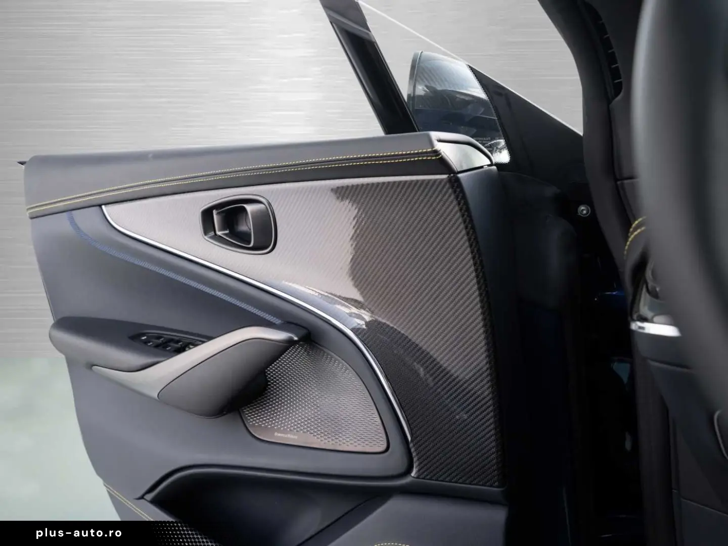 ASTON MARTIN DBX 707 V8 4x4 MY25 Vorführwagen