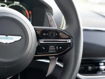 ASTON MARTIN DBX 707 V8 4x4 MY25 Vorführwagen