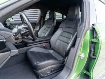 PORSCHE Taycan Basis 20'' LED Head-Up Display uvm.